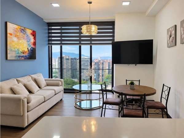 Apartamento Amueblado en Venta / Renta Zona 10