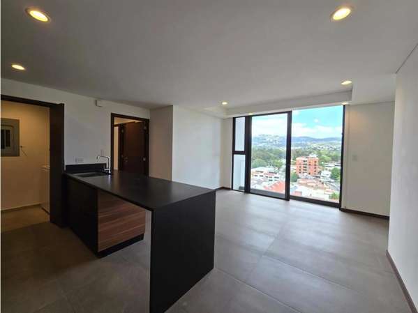 Apartamento en Venta/ Renta Zona 14