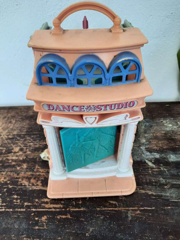 Doll house used small fisher price