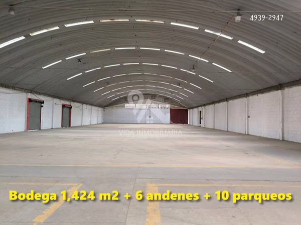 4 Bodegas in Quetzaltenango from 1.409 m2 to 1.428 m2 + 3,000 m2 parking