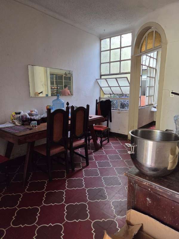 SELL HOUSE TO REMODELING AREA 2 NEAR PARK MORAZAN REF.6892