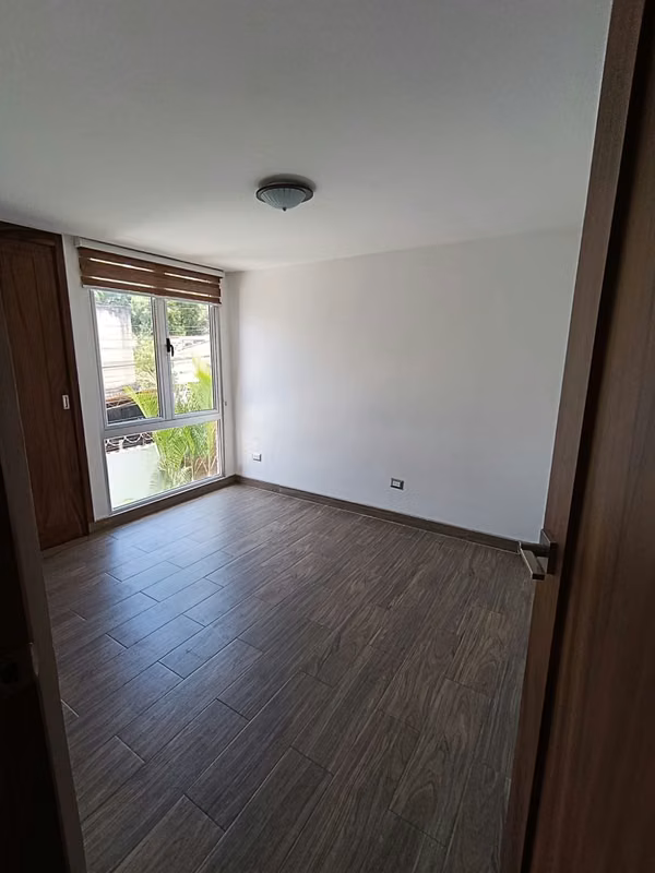 Zone 10 apartment in rent