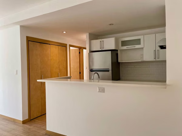 2 bedroom apartment in area 10