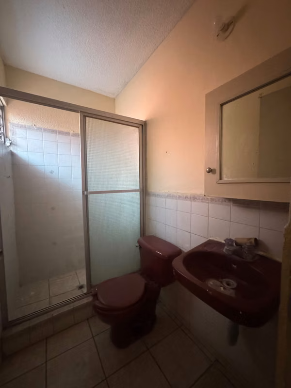 Venta!! Casa 3 habitaciones- Residencial Colinas del Sur