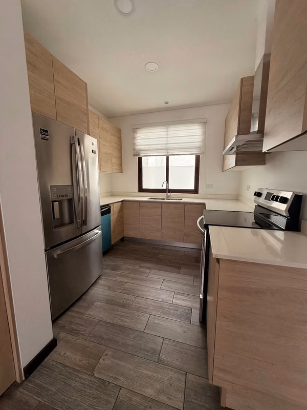Vendo apartamento en Lirios de Cayalá 1, zona 16