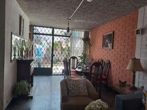 Property in Colonia Toledo, area 11