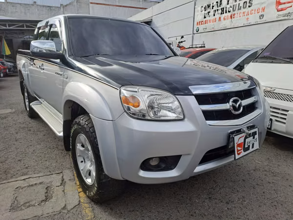 Mazda Bt50 2011 de Agencia Mecanico 4x4 Turbo Diesel un Dueño bien cuidado listo para Trabajar Full Equipo