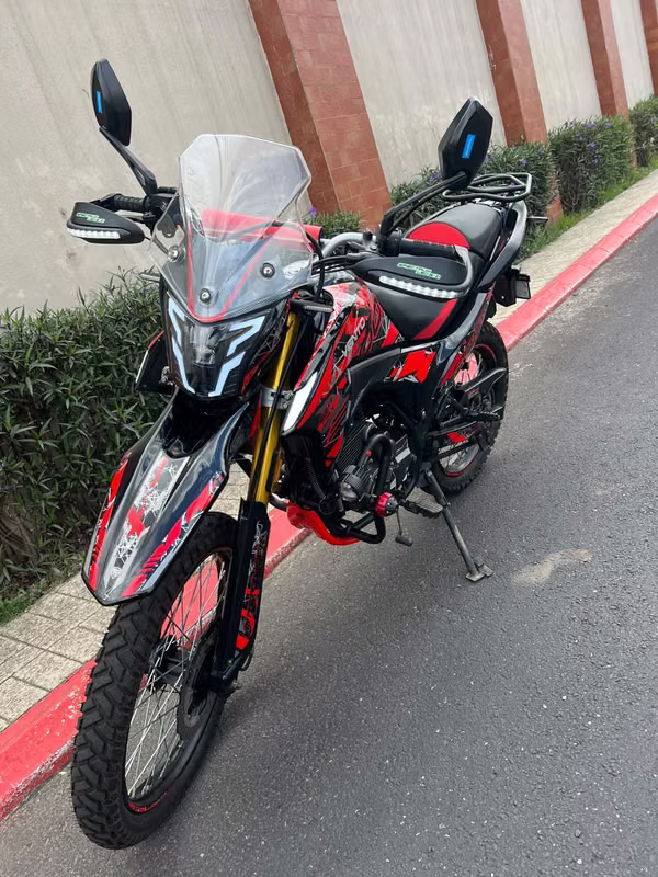 Vendo bonita Vento Crossmax rally 300