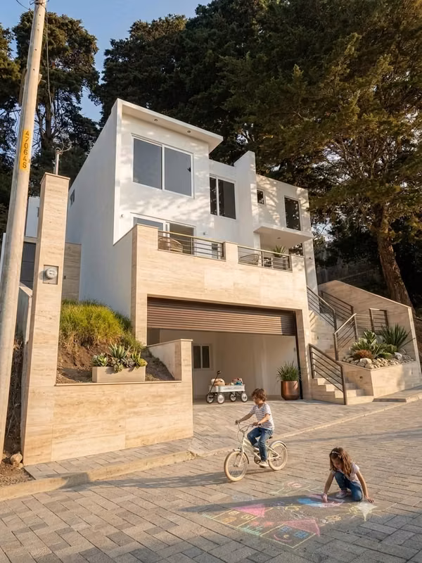 House for Sale km 16.5, Road to El Salvador