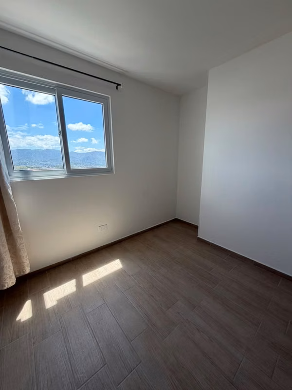 Venta de Apartamento en zona 12 Andares Doce de 3 dormitorios, nivel alto bf