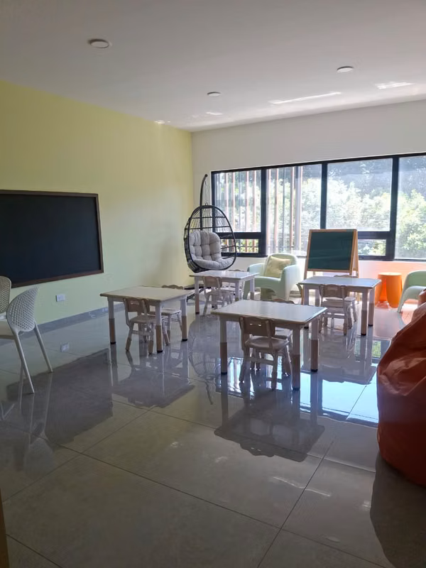 Venta de Apartamento en zona 12 Andares Doce de 3 dormitorios, nivel alto bf