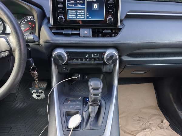 Toyota Rav4 Modelo 2022 de agencia