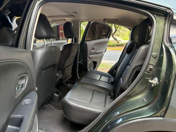 Honda HR-V EXL model 2017 55,000 miles