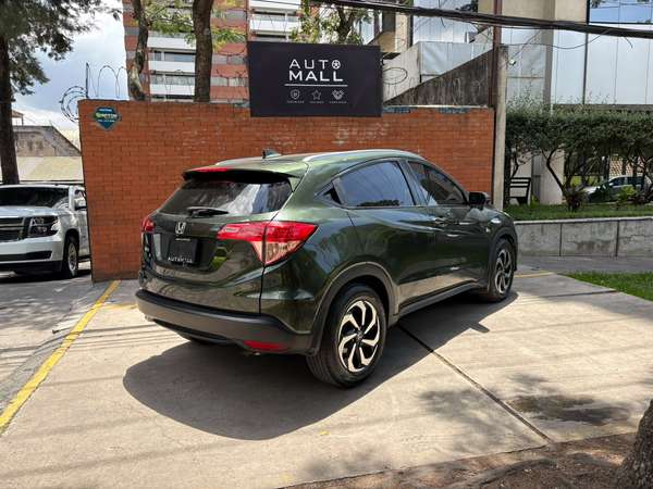Honda HR-V EXL model 2017 55,000 miles