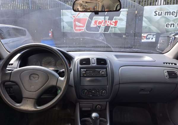 Mazda 323 Mecánica de Agencia 2000 Bien cuidada un dueño