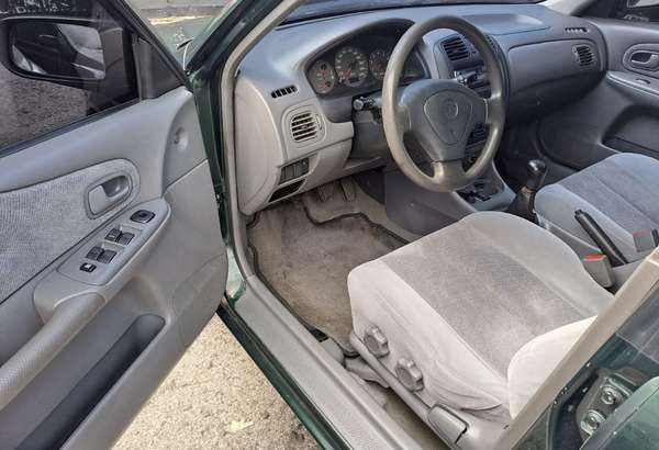 Mazda 323 Mecánica de Agencia 2000 Bien cuidada un dueño