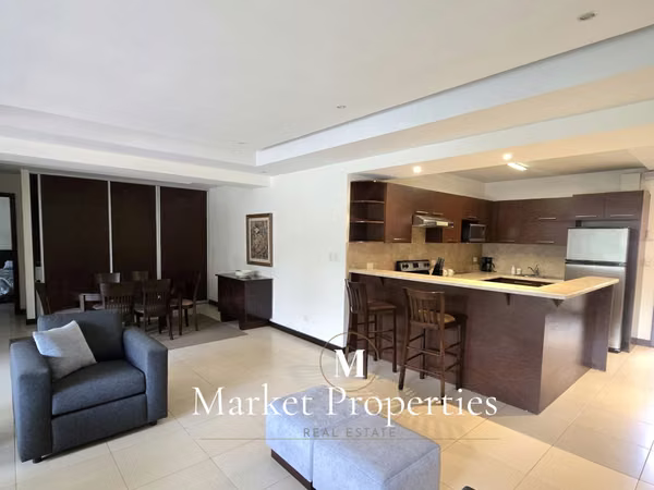 Apartamento amueblado en renta Zona 14, Edificio Cobella de 1 habitación