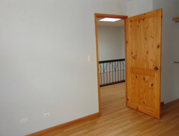 House for sale in Carretera to El Salvador Km. 16.5 BAN REMATE RACE!!