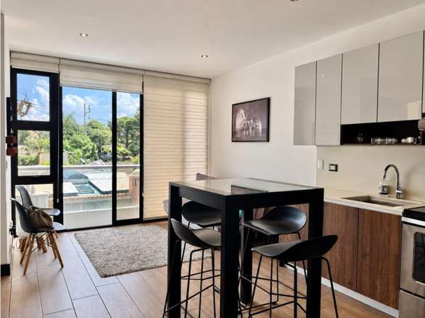 Apartamento Amueblado  en Venta Zona 10