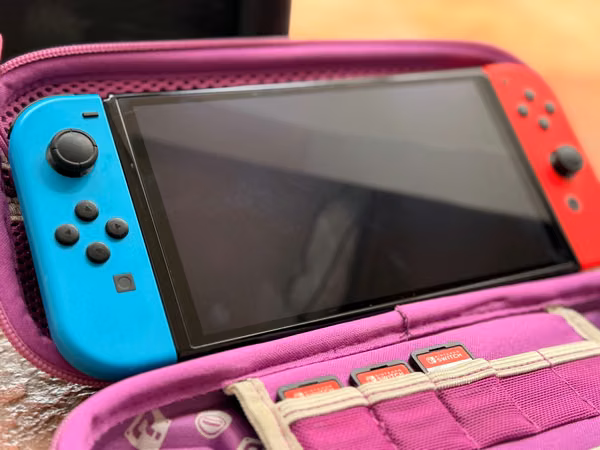 NINTENDO SWITCH OLED