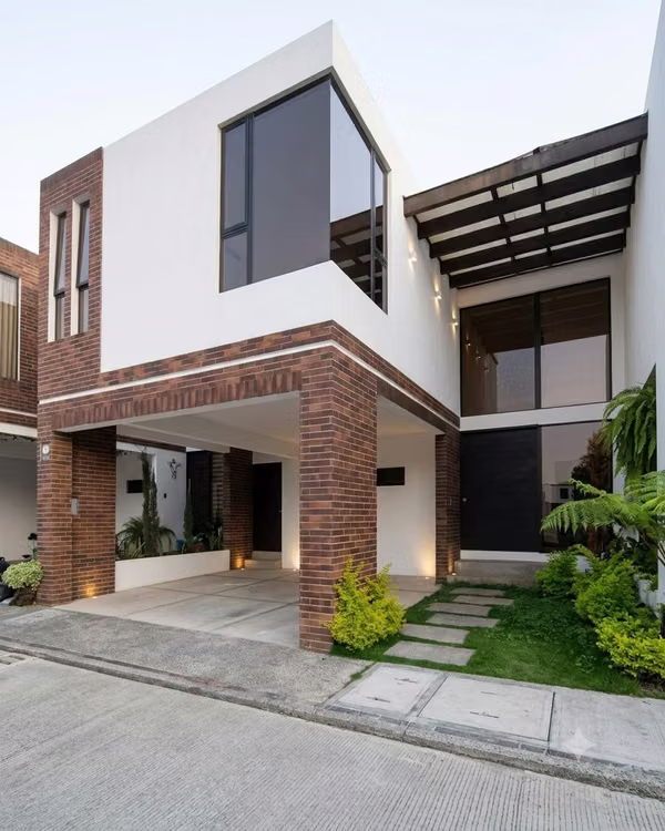  Casa en Venta | Zona 16 | 3 Habitaciones - 3.5 Baños