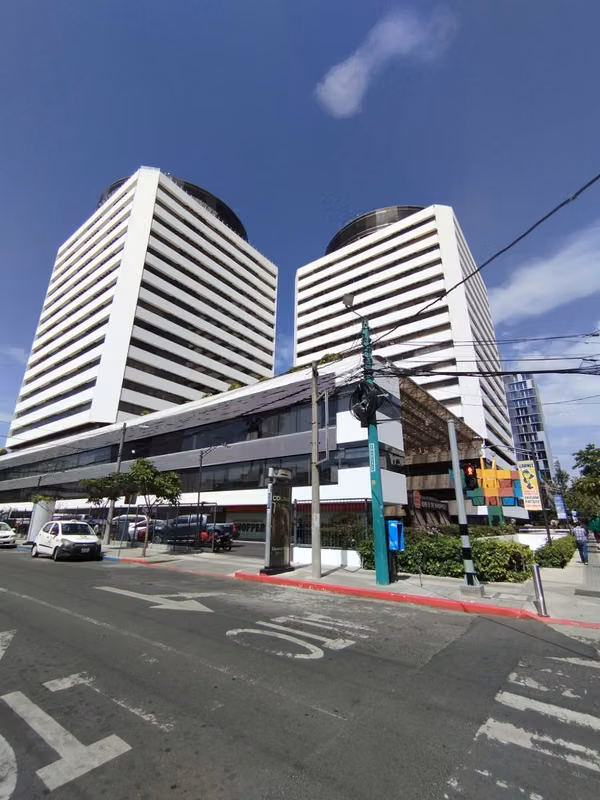 Oficina en Renta en Zona 10 | Edificio Géminis 10