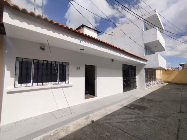 INVESTMENT OPPORTUNITY! House for Sale - Colonia San Rafael, Zone 6