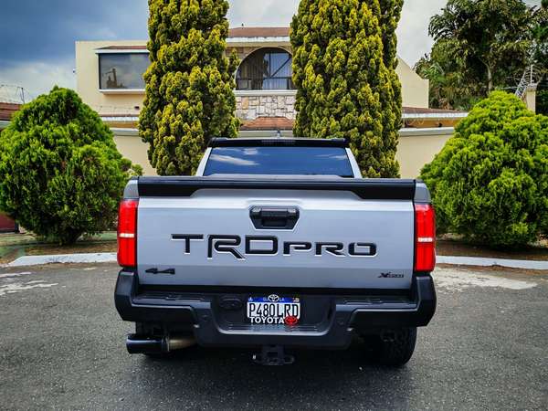 TOYOTA TACOMA XP SERIES 4X4, MODELO 2025