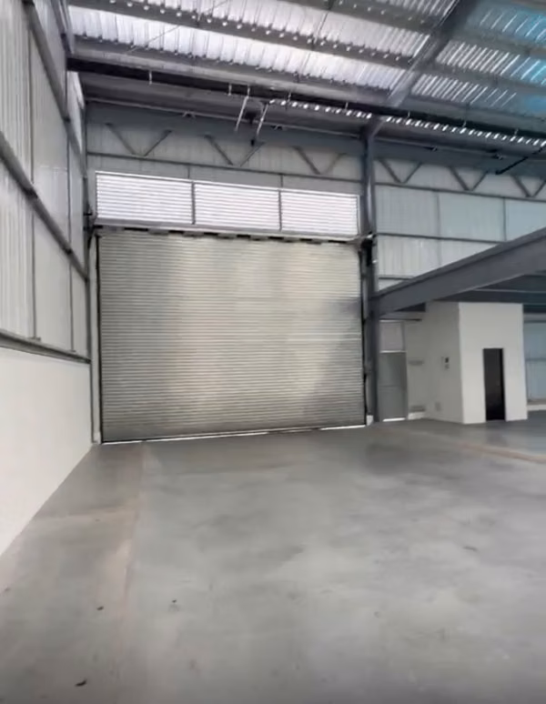 BODEGA EN VENTA Y/O RENTA EN AMATITLÁN - CODIGO 104,374,91