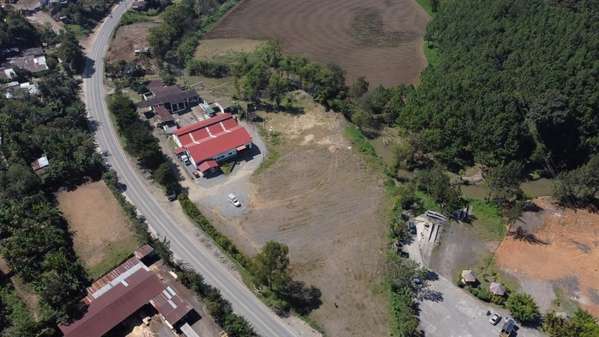 Land on main road, Cobán