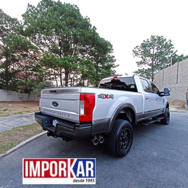 FORD F250 SUPER DUTY XLT 2018 TURBO DIESEL 6.7L POWER STROKE V8