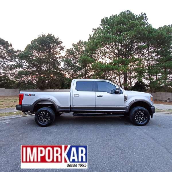 FORD F250 SUPER DUTY XLT 2018 TURBO DIESEL 6.7L POWER STROKE V8