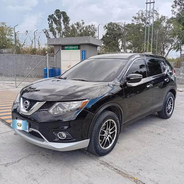 2015 NISSAN ROGUE 4X4 RECIEN INGRESADA !!