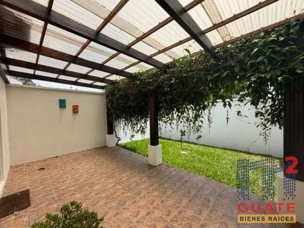 Casa en Renta, Zona 16