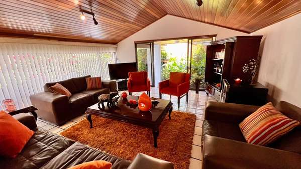 Sale of House - 124; Zone 15 - 124; San Lazaro