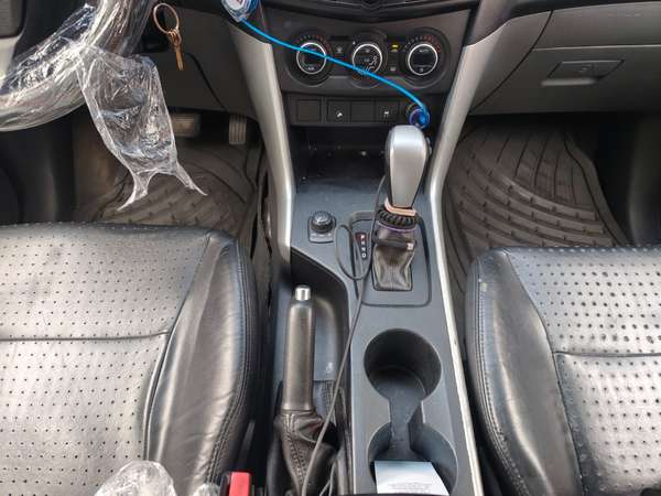 Mazda Bt-50 4x4 Dbl. Cab. de agencia  Modelo 2015