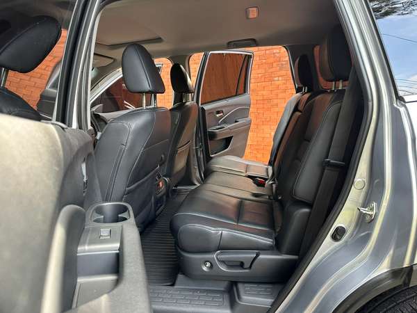 Honda Pilot EXL de agencia año 2016 con 64,500 kms