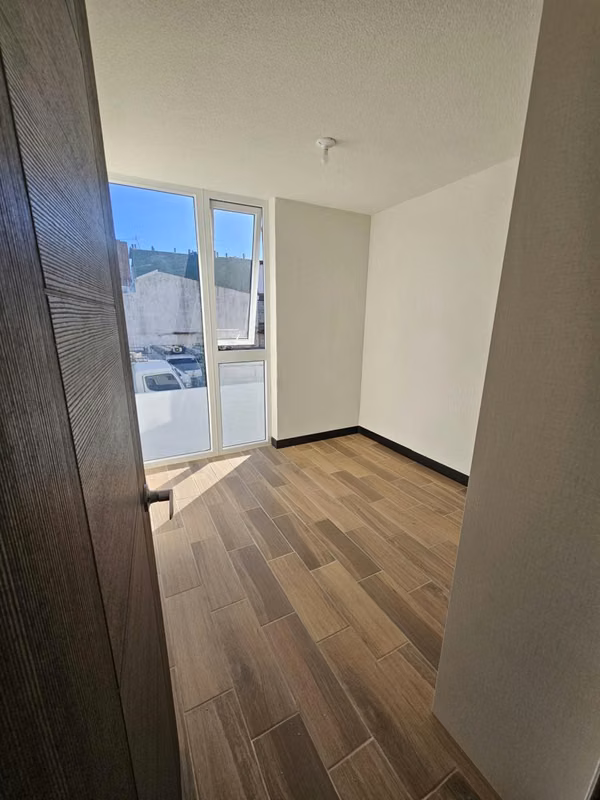 Rental apartment Bossen area 2 2 bedrooms and 2 parks. Close to everything.