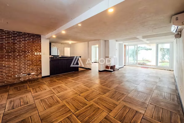 Property in Zone 14