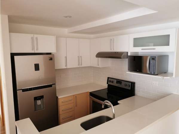 Apartamento en Renta Zona 10