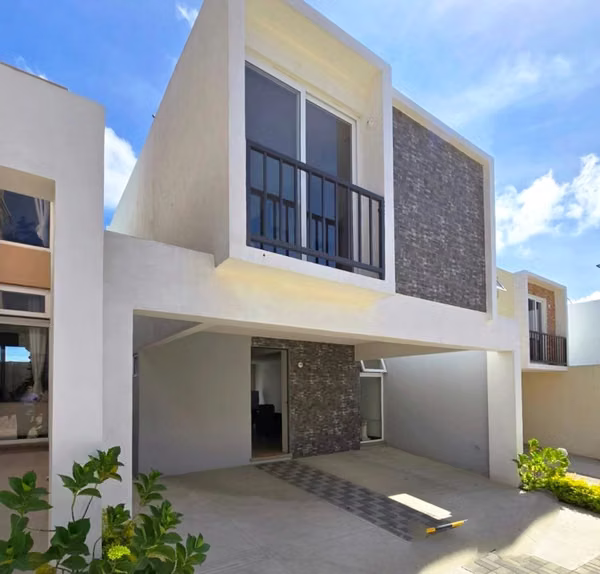 Casas con Paredes Individuales, Carretera a El Salvador!! 