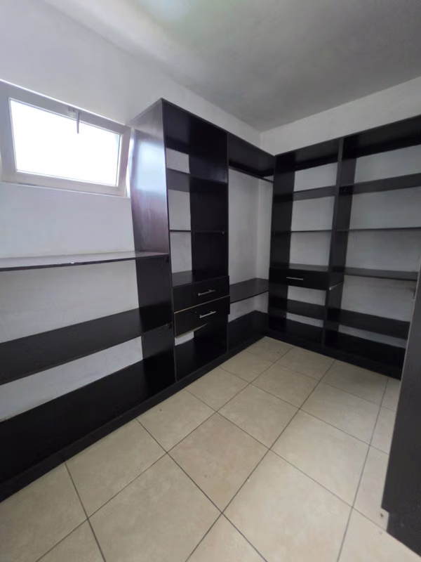 HOUSE FOR SALE ON THE ROAD S EL SALVADOR