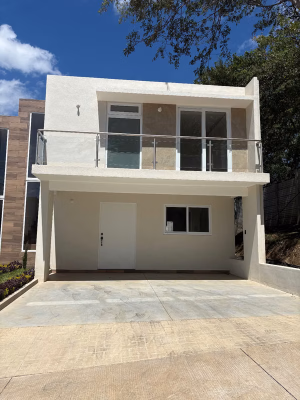 House in rent Condado Santa Elena CAES km 25