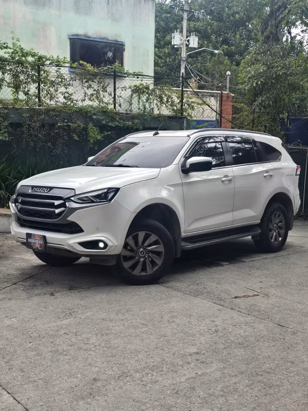 ISUZU MUX 3.0 TDI 4X4 AUTOMÁTICA 4 CIL. 2024 AGENCIA