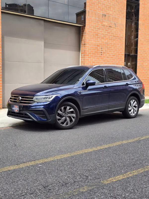 VOLKSWAGEN TIGUAN LIFE 2.0 4MOTION AUTOMÁTICO 4 CIL. 2022 AGENCIA