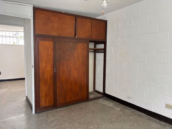 I SELL HOUSE INSIDE OF GARITA IN AREA 5