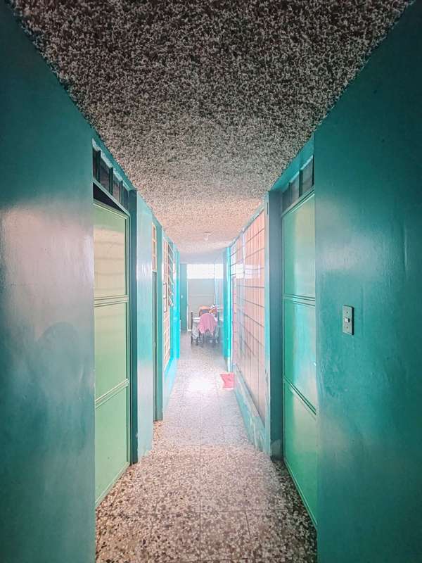 Sale of house in area 13
