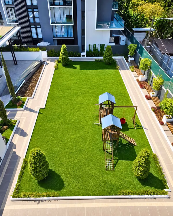 APARTMENT FOR SALE AREA 15 WITH WHITE LINE