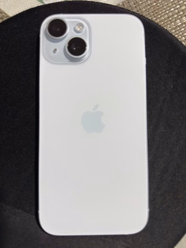 iPhone 15 128 gigas celestial color released factory