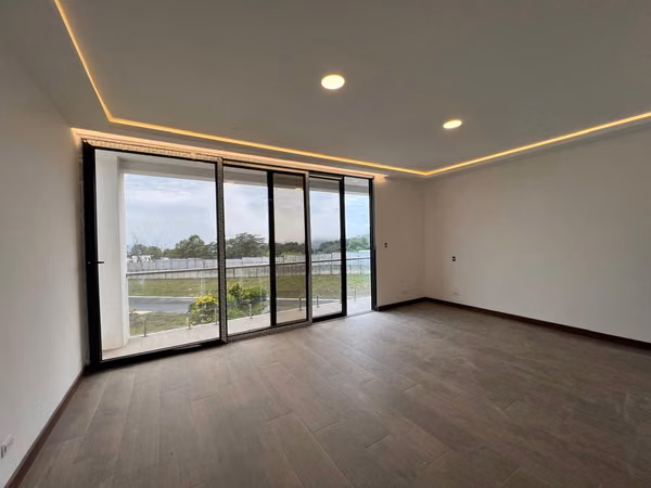 CASA EN VENTA EN DIAMANTES DE GUDIEL, VILLA CANALES, CARR A STA ELENA BARILLAS 